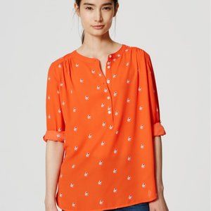 Ann Taylor Loft Berry Shirred Utility Blouse V Neck Long Sleeve Lightweight XS